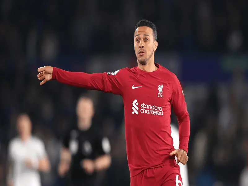 Tiểu sử Thiago Alcântara - Hành trình chinh phục sân cỏ 1 Sự nghiệp thi đấu trong tiểu sử Thiago Alcântara